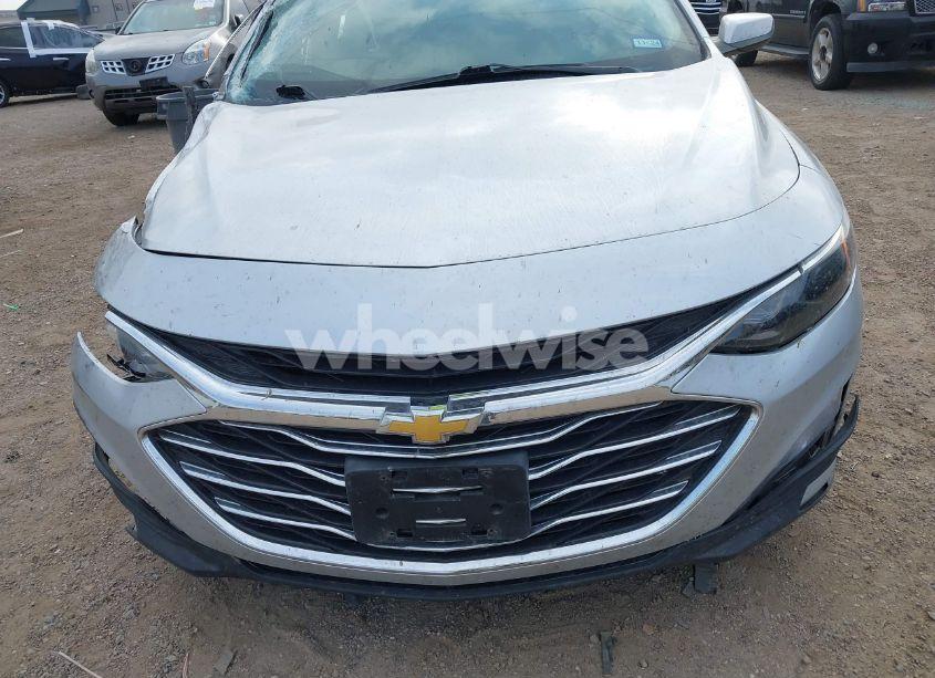 Photo 12 of 2022 Chevrolet Malibu FWD LT (VIN 1G1ZD5ST8NF121632)