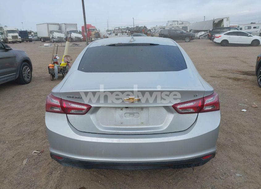Photo 16 of 2022 Chevrolet Malibu FWD LT (VIN 1G1ZD5ST8NF121632)