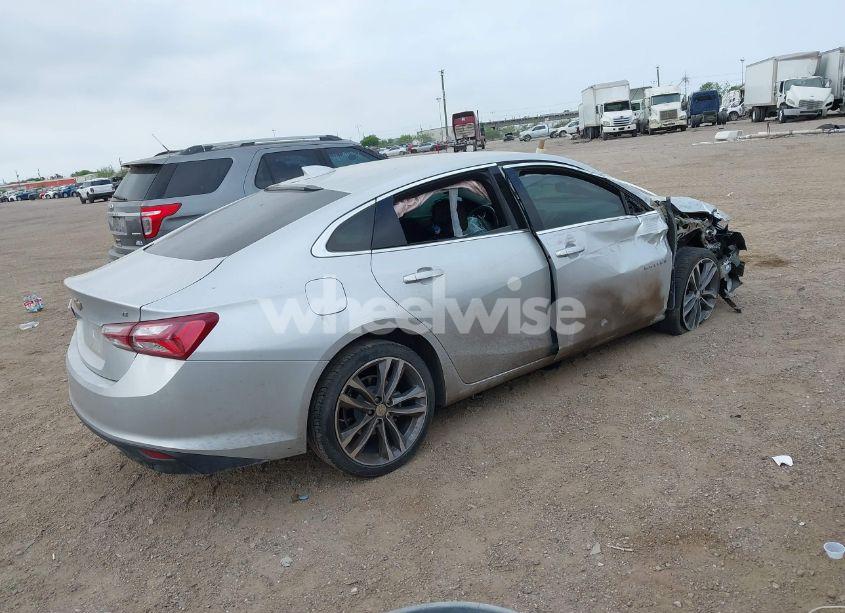 Photo 4 of 2022 Chevrolet Malibu FWD LT (VIN 1G1ZD5ST8NF121632)