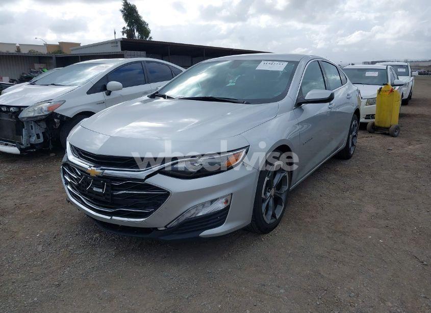 Photo 2 of 2022 Chevrolet Malibu FWD LT (VIN 1G1ZD5ST8NF140021)