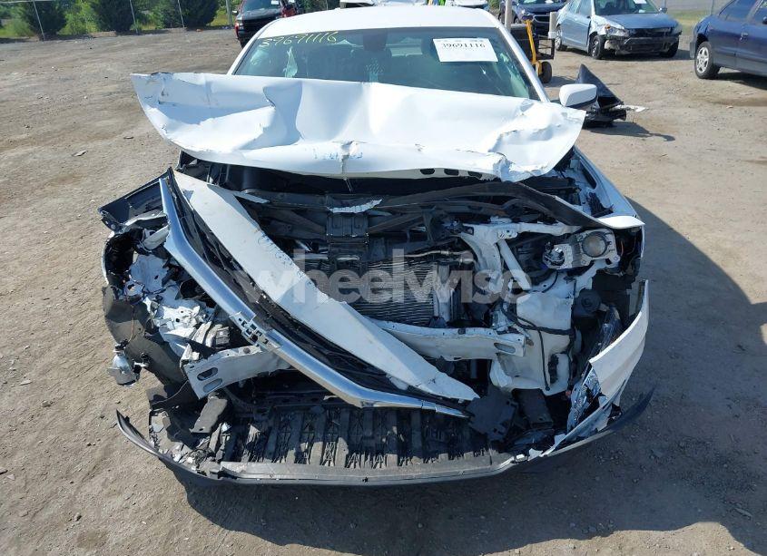 Photo 12 of 2022 Chevrolet Malibu FWD LT (VIN 1G1ZD5ST8NF147535)