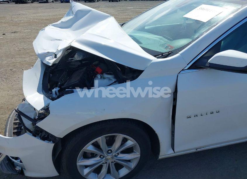 Photo 6 of 2022 Chevrolet Malibu FWD LT (VIN 1G1ZD5ST8NF147535)