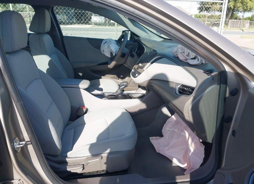 Photo 5 of 2022 Chevrolet Malibu FWD LT (VIN 1G1ZD5ST8NF148894)