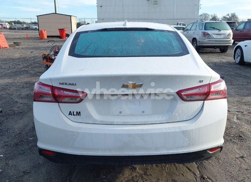 Photo 16 of 2022 Chevrolet Malibu FWD LT (VIN 1G1ZD5ST8NF149267)
