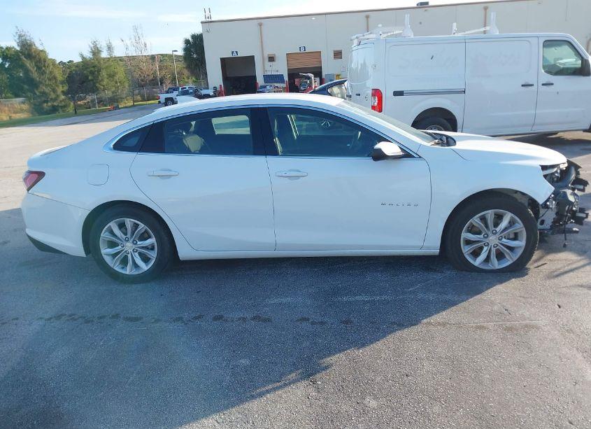 Photo 14 of 2022 Chevrolet Malibu FWD LT (VIN 1G1ZD5ST8NF161886)