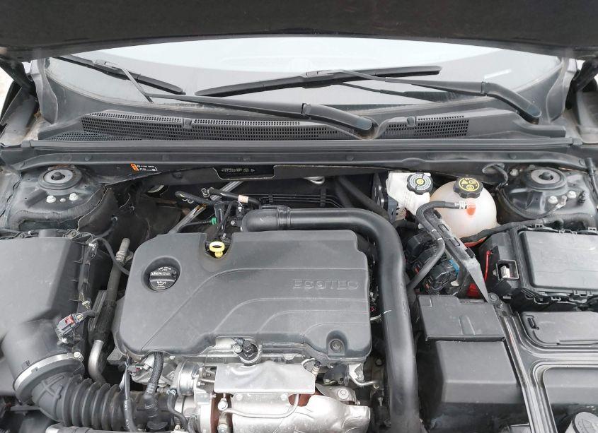 Photo 10 of 2023 Chevrolet Malibu FWD 1LT (VIN 1G1ZD5ST8PF132116)