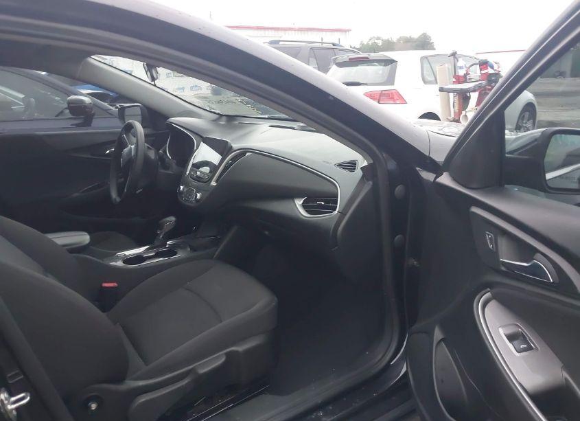 Photo 5 of 2023 Chevrolet Malibu FWD 1LT (VIN 1G1ZD5ST8PF146596)