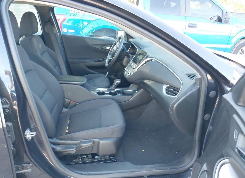 Photo 5 of 2023 Chevrolet Malibu FWD 1LT (VIN 1G1ZD5ST8PF160398)