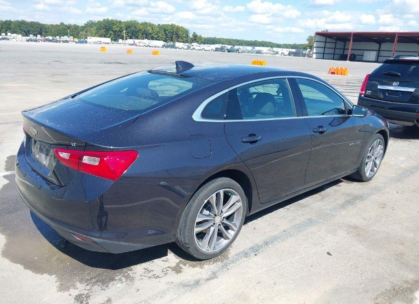 Photo 4 of 2023 Chevrolet Malibu FWD 1LT (VIN 1G1ZD5ST8PF161633)