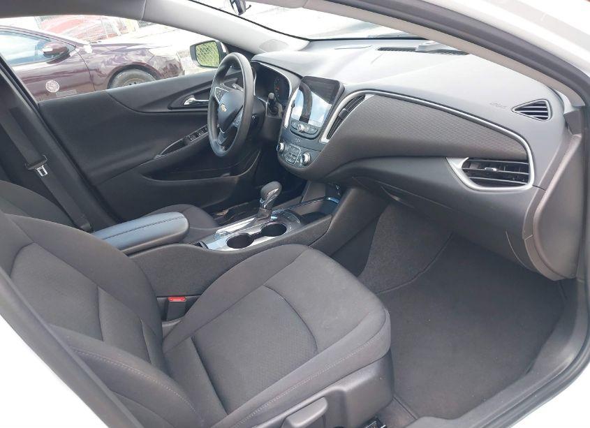 Photo 5 of 2023 Chevrolet Malibu FWD 1LT (VIN 1G1ZD5ST8PF163785)