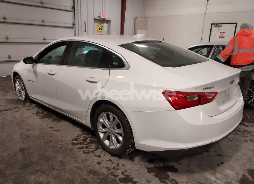 Photo 3 of 2023 Chevrolet Malibu FWD 1LT (VIN 1G1ZD5ST8PF167531)