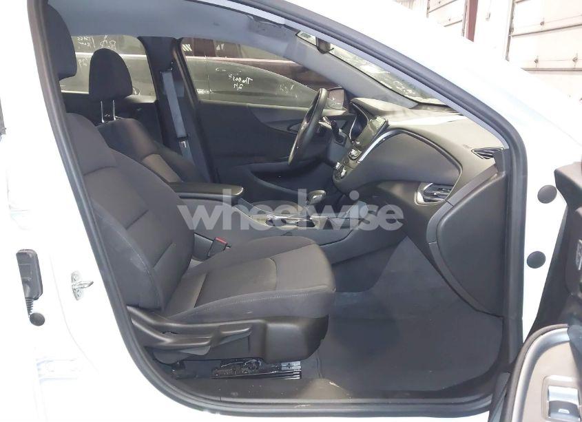 Photo 5 of 2023 Chevrolet Malibu FWD 1LT (VIN 1G1ZD5ST8PF167531)