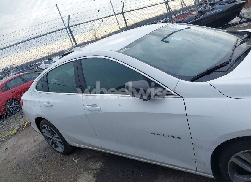 Photo 13 of 2023 Chevrolet Malibu FWD 1LT (VIN 1G1ZD5ST8PF182403)