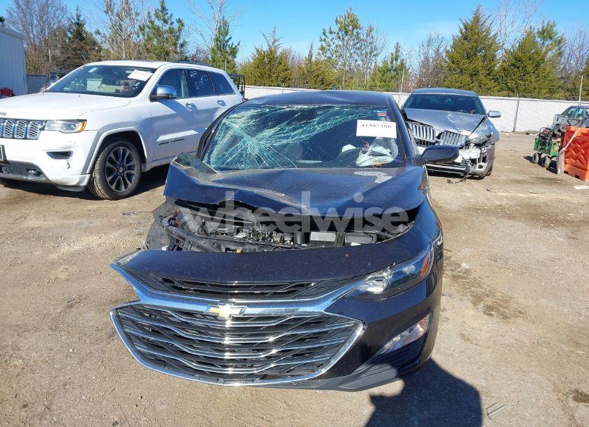Photo 11 of 2023 Chevrolet Malibu FWD 1LT (VIN 1G1ZD5ST8PF184233)
