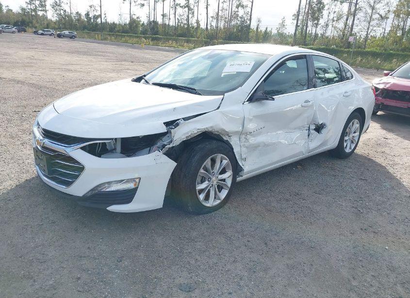 Photo 2 of 2023 Chevrolet Malibu FWD 1LT (VIN 1G1ZD5ST8PF187830)