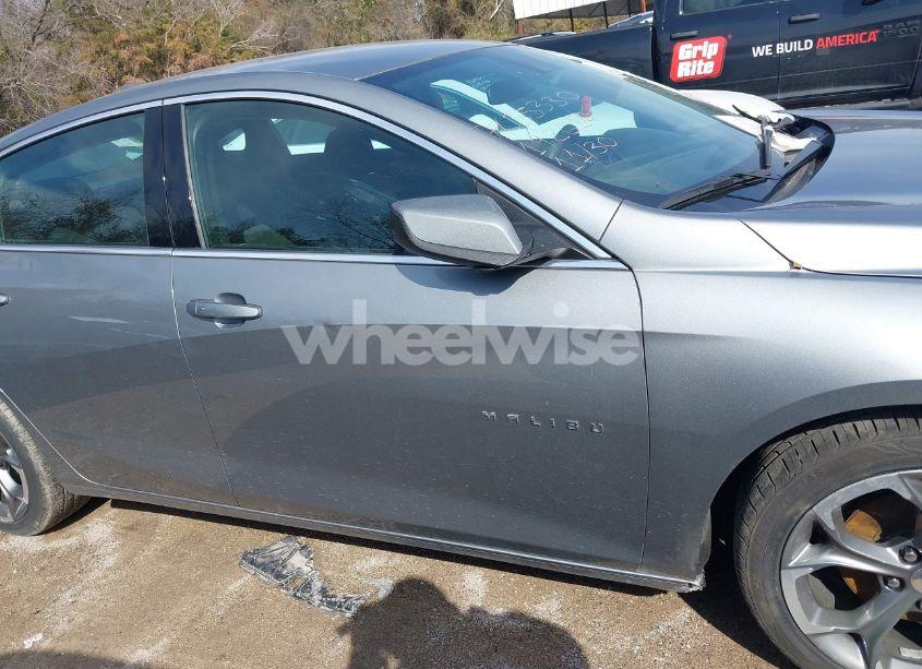Photo 13 of 2023 Chevrolet Malibu FWD 1LT (VIN 1G1ZD5ST8PF192610)