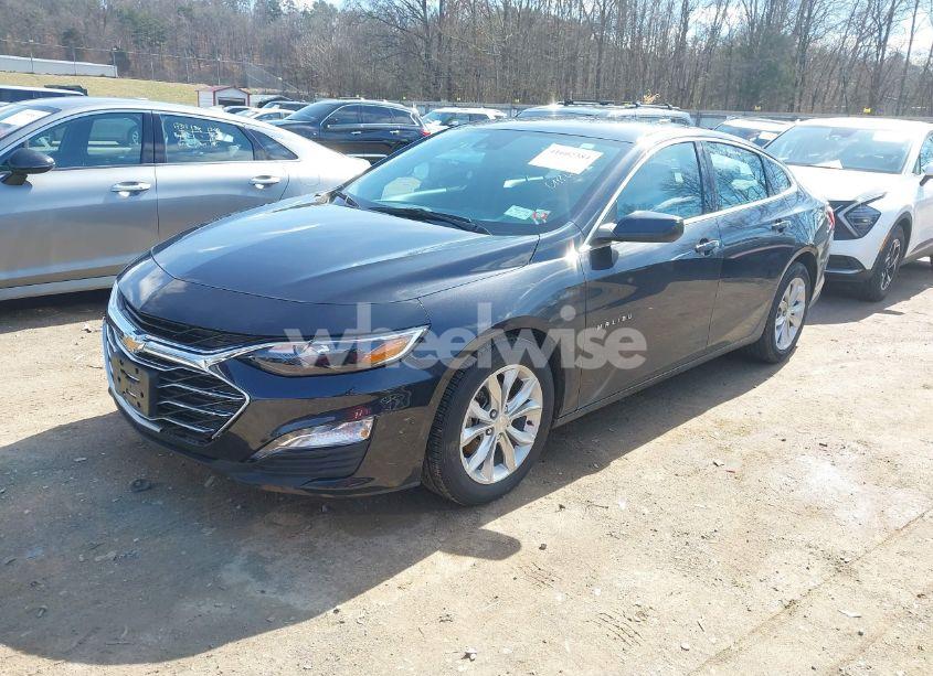 Photo 2 of 2023 Chevrolet Malibu FWD 1LT (VIN 1G1ZD5ST8PF196642)