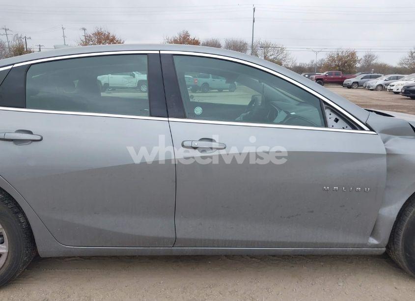 Photo 13 of 2023 Chevrolet Malibu FWD 1LT (VIN 1G1ZD5ST8PF197242)