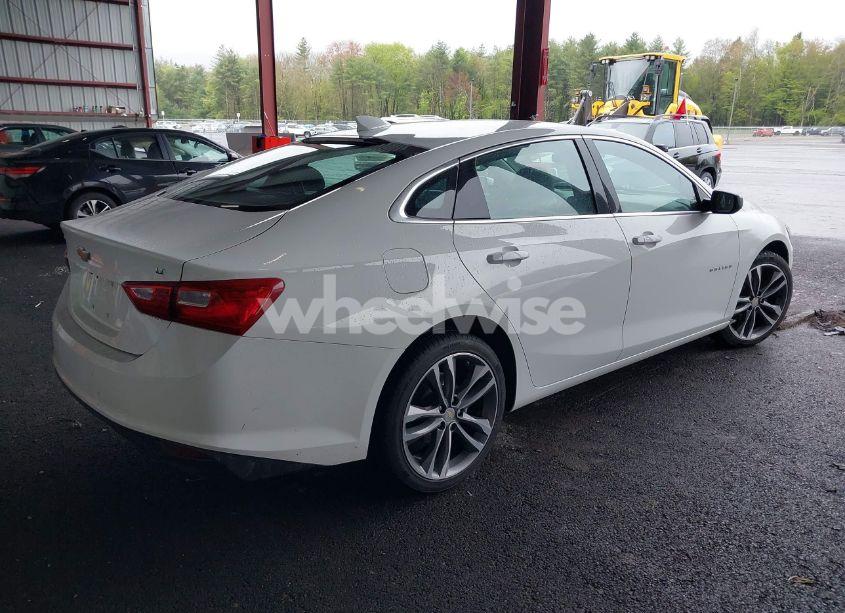 Photo 4 of 2023 Chevrolet Malibu FWD 1LT (VIN 1G1ZD5ST8PF213682)