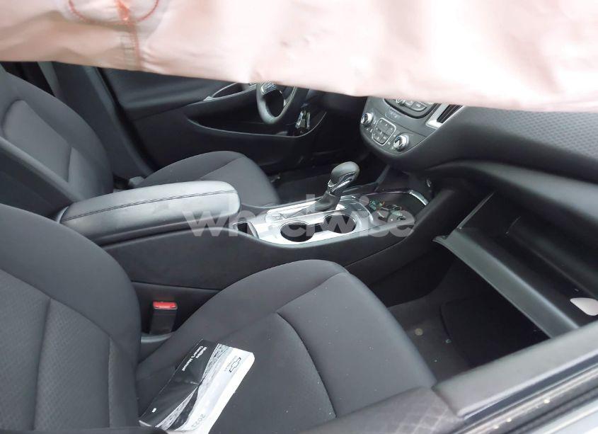 Photo 5 of 2023 Chevrolet Malibu FWD 1LT (VIN 1G1ZD5ST8PF238579)
