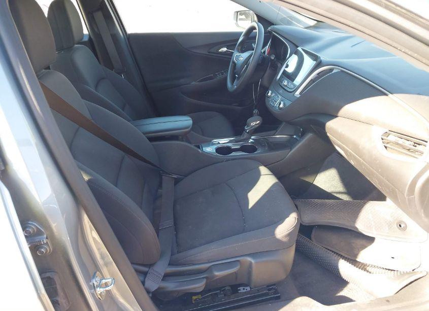 Photo 5 of 2024 Chevrolet Malibu FWD 1LT (VIN 1G1ZD5ST8RF105436)