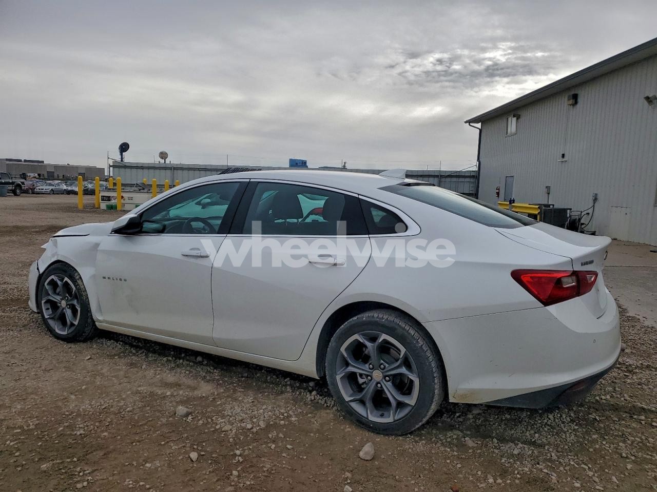 Photo 2 of 2024 CHEVROLET MALIBU LT (VIN 1G1ZD5ST8RF125959)