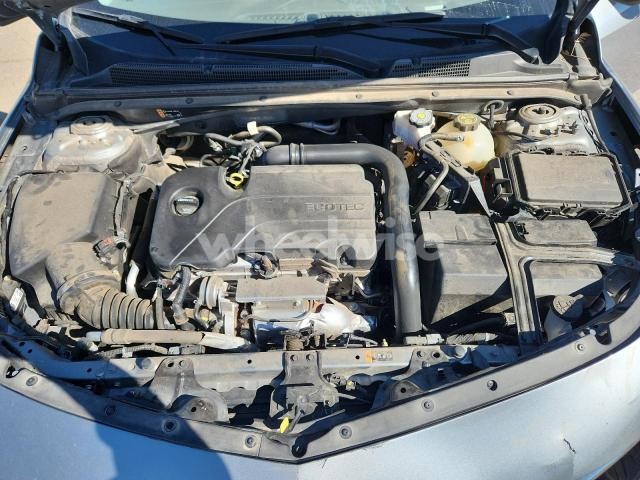 Photo 4 of 2024 CHEVROLET MALIBU LT (VIN 1G1ZD5ST8RF126223)