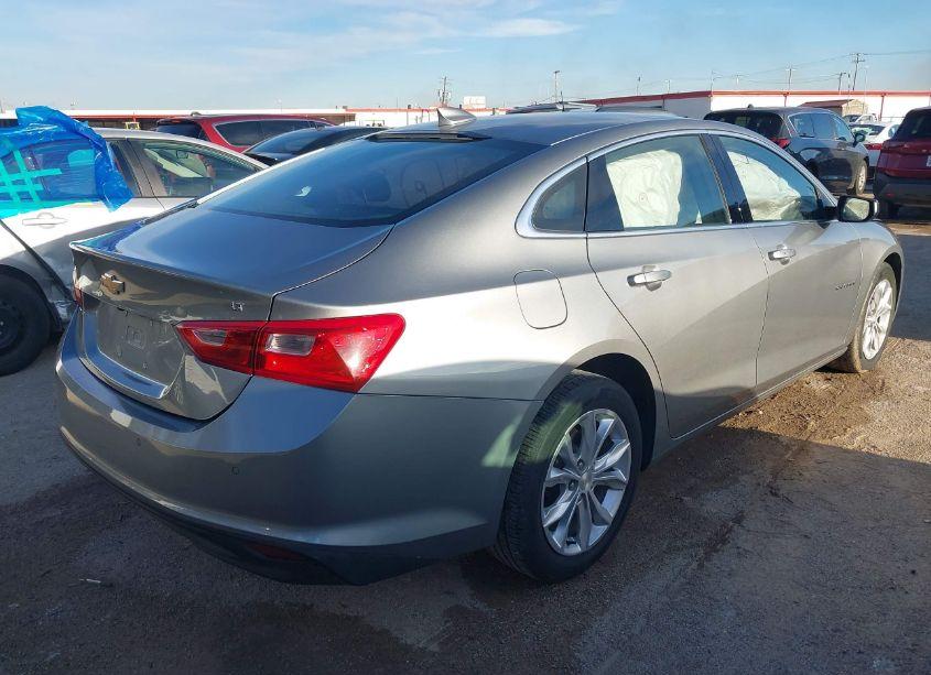 Photo 4 of 2024 Chevrolet Malibu FWD 1LT (VIN 1G1ZD5ST8RF127162)