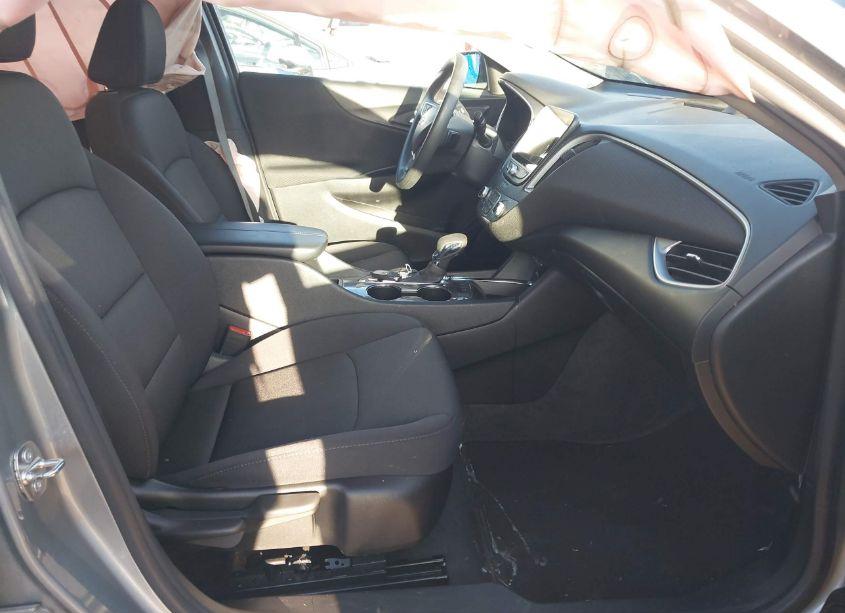 Photo 5 of 2024 Chevrolet Malibu FWD 1LT (VIN 1G1ZD5ST8RF127162)