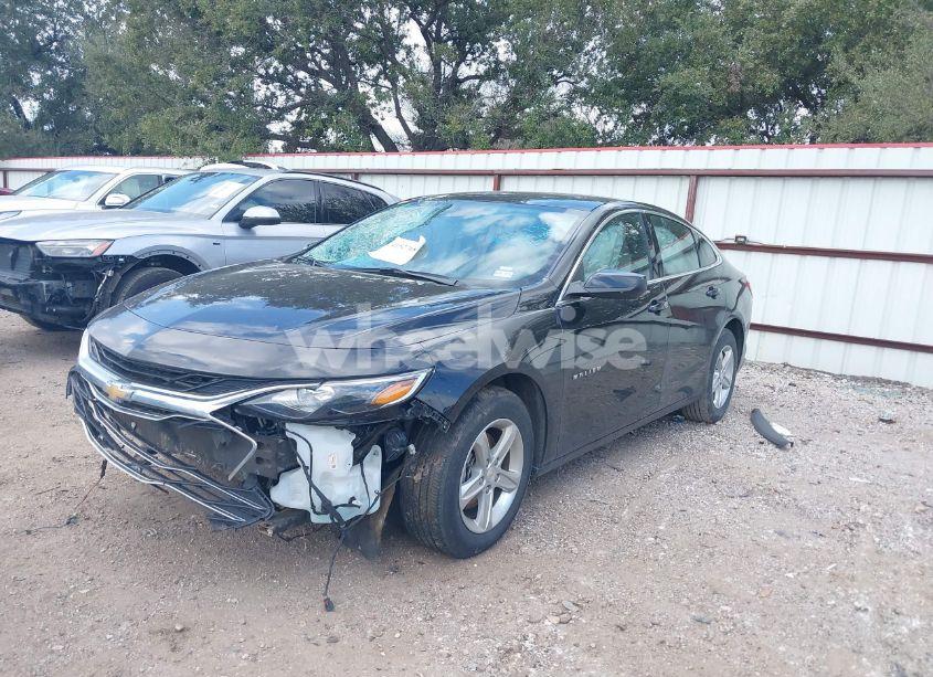 Photo 2 of 2024 Chevrolet Malibu FWD 1LT (VIN 1G1ZD5ST8RF127551)