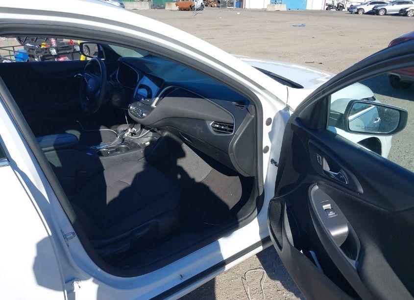 Photo 5 of 2024 Chevrolet Malibu FWD 1LT (VIN 1G1ZD5ST8RF132927)