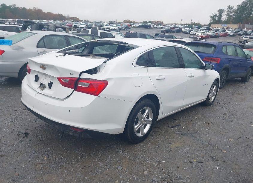 Photo 4 of 2024 Chevrolet Malibu FWD 1LT (VIN 1G1ZD5ST8RF133933)