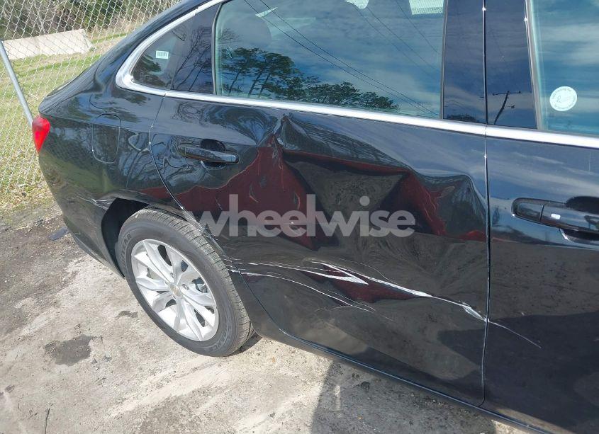 Photo 6 of 2024 Chevrolet Malibu FWD 1LT (VIN 1G1ZD5ST8RF151882)