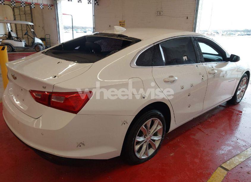 Photo 4 of 2024 Chevrolet Malibu FWD 1LT (VIN 1G1ZD5ST8RF179262)