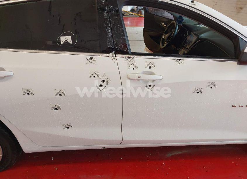 Photo 6 of 2024 Chevrolet Malibu FWD 1LT (VIN 1G1ZD5ST8RF179262)