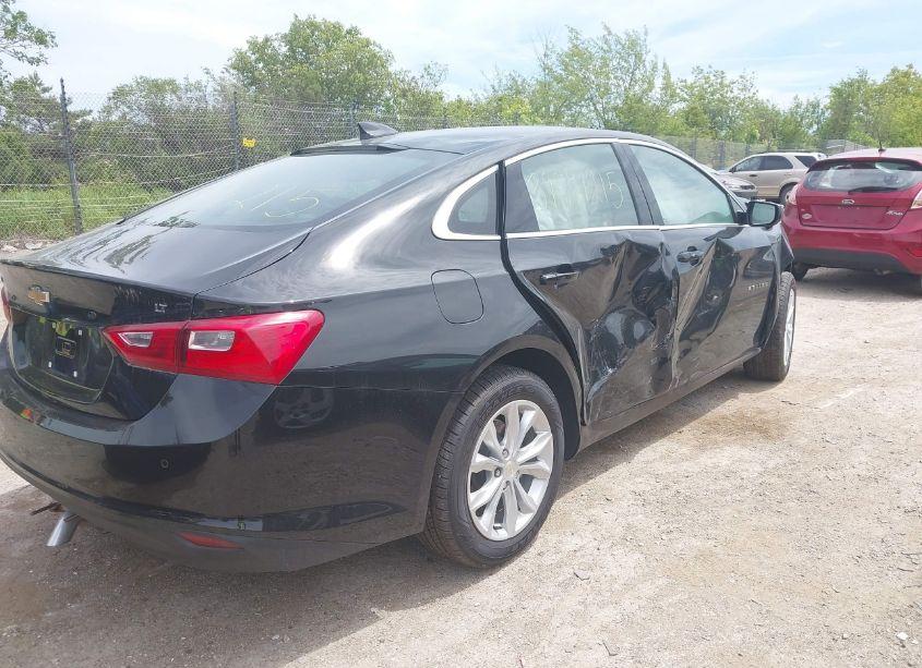 Photo 4 of 2024 Chevrolet Malibu LT (VIN 1G1ZD5ST8RF186034)