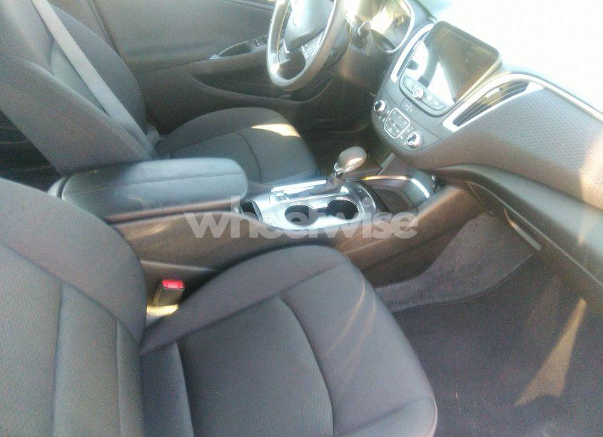Photo 5 of 2024 Chevrolet Malibu FWD 1LT (VIN 1G1ZD5ST8RF189225)