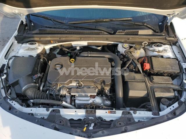 Photo 2 of 2024 CHEVROLET MALIBU LT (VIN 1G1ZD5ST8RF206167)