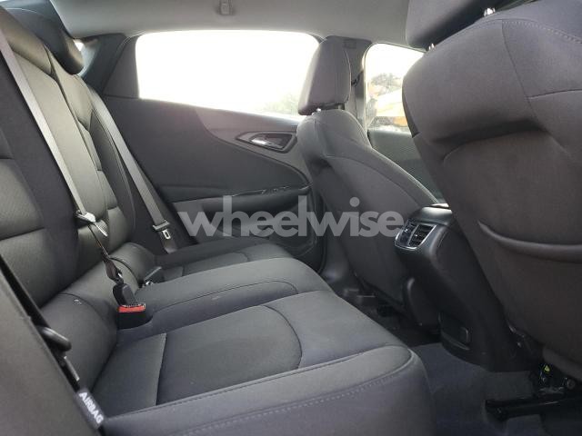 Photo 4 of 2024 CHEVROLET MALIBU LT (VIN 1G1ZD5ST8RF206167)