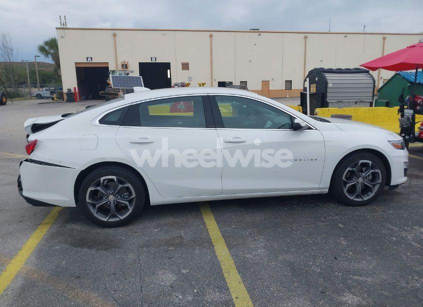 Photo 13 of 2024 Chevrolet Malibu FWD 1LT (VIN 1G1ZD5ST8RF222126)