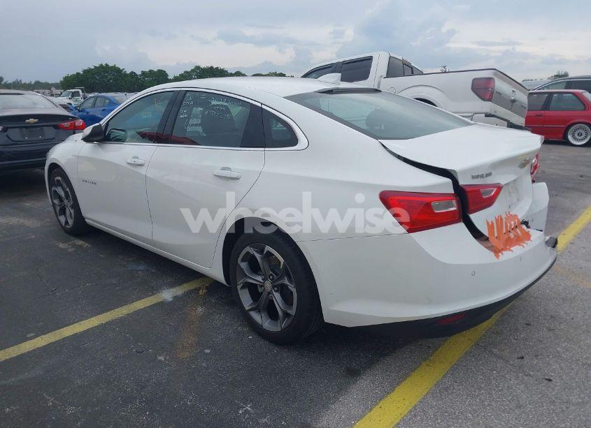 Photo 3 of 2024 Chevrolet Malibu FWD 1LT (VIN 1G1ZD5ST8RF222126)