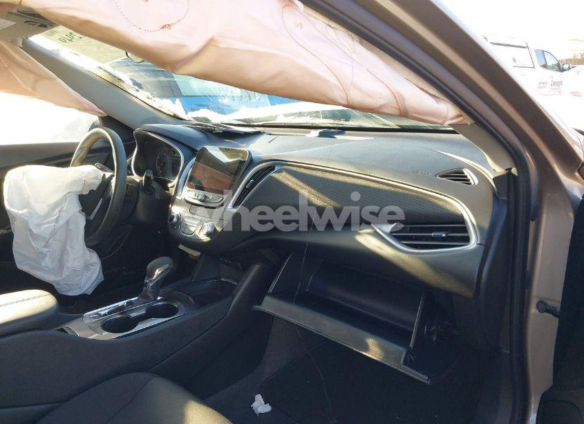 Photo 5 of 2024 Chevrolet Malibu FWD 1LT (VIN 1G1ZD5ST8RF234051)