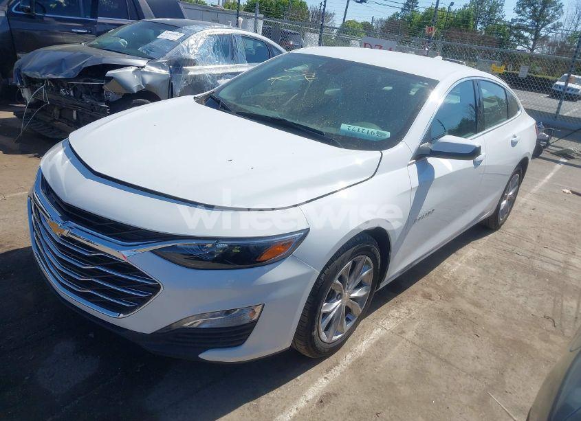 Photo 2 of 2025 Chevrolet Malibu FWD 1LT (VIN 1G1ZD5ST8SF131749)