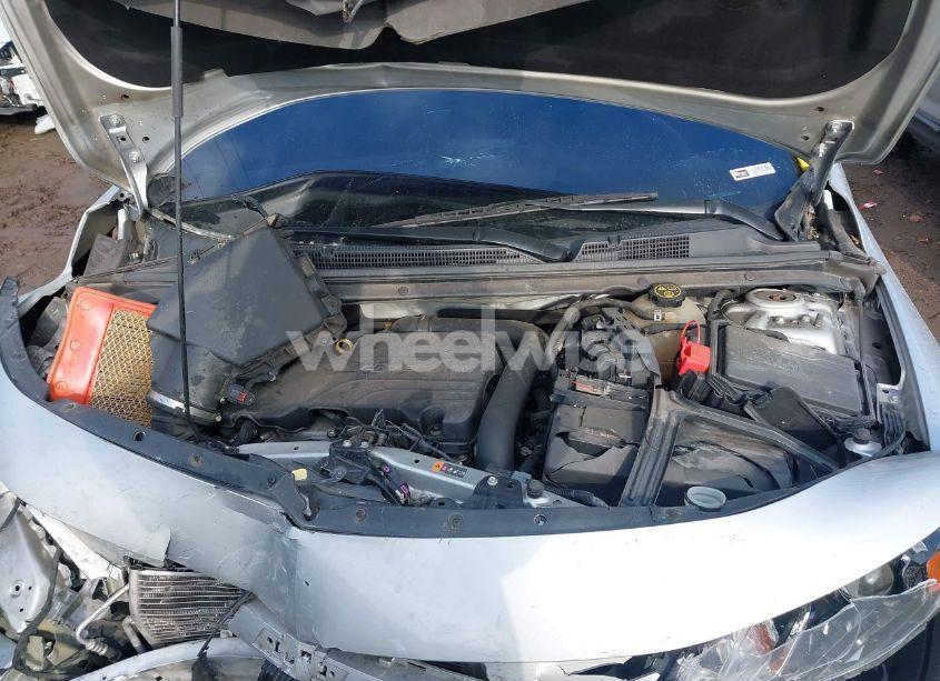 Photo 10 of 2018 Chevrolet Malibu LT (VIN 1G1ZD5ST9JF102047)