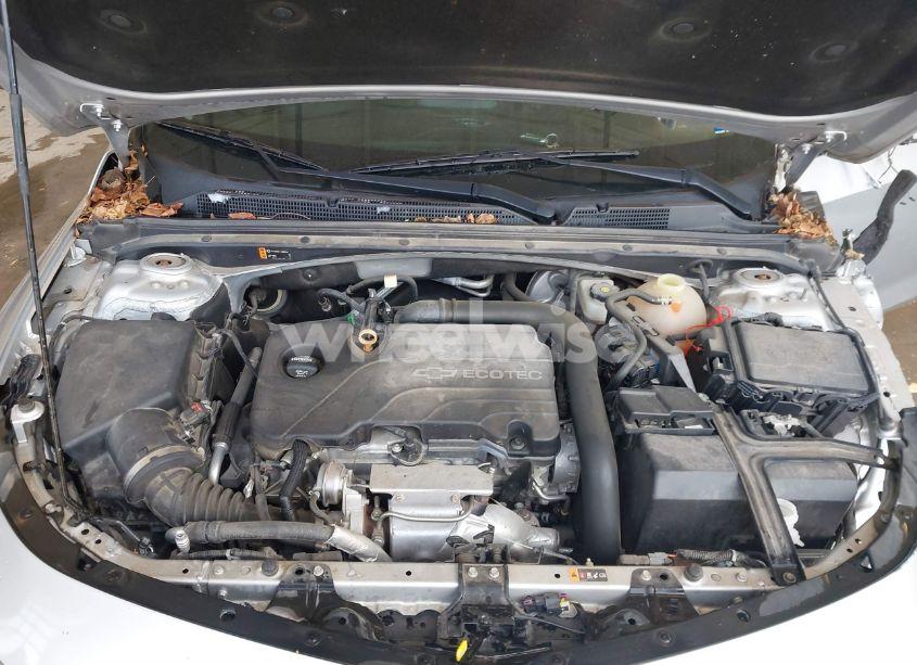 Photo 10 of 2018 Chevrolet Malibu LT (VIN 1G1ZD5ST9JF132794)