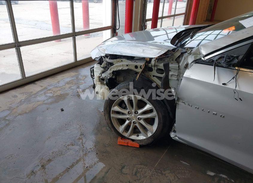 Photo 17 of 2018 Chevrolet Malibu LT (VIN 1G1ZD5ST9JF132794)