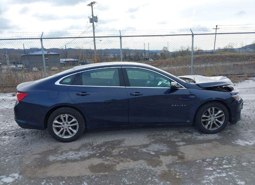Photo 13 of 2018 Chevrolet Malibu LT (VIN 1G1ZD5ST9JF142287)
