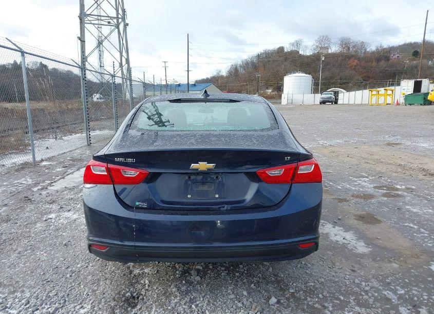 Photo 16 of 2018 Chevrolet Malibu LT (VIN 1G1ZD5ST9JF142287)