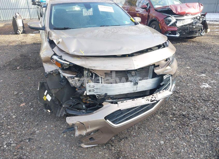 Photo 19 of 2018 Chevrolet Malibu LT (VIN 1G1ZD5ST9JF156982)