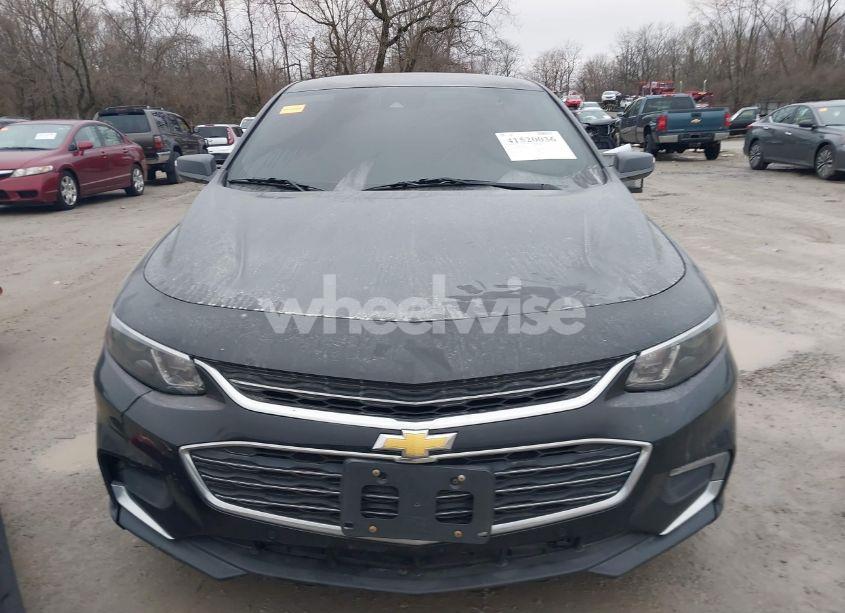 Photo 13 of 2018 Chevrolet Malibu LT (VIN 1G1ZD5ST9JF179419)